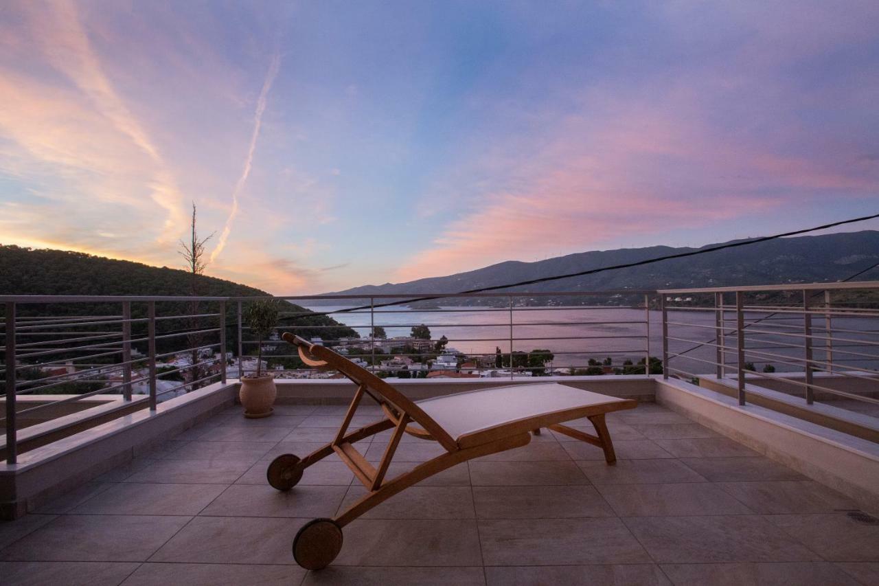 Kalavria Luxury Suites - Magnificent Sea View Of Poros Poros Town Dış mekan fotoğraf