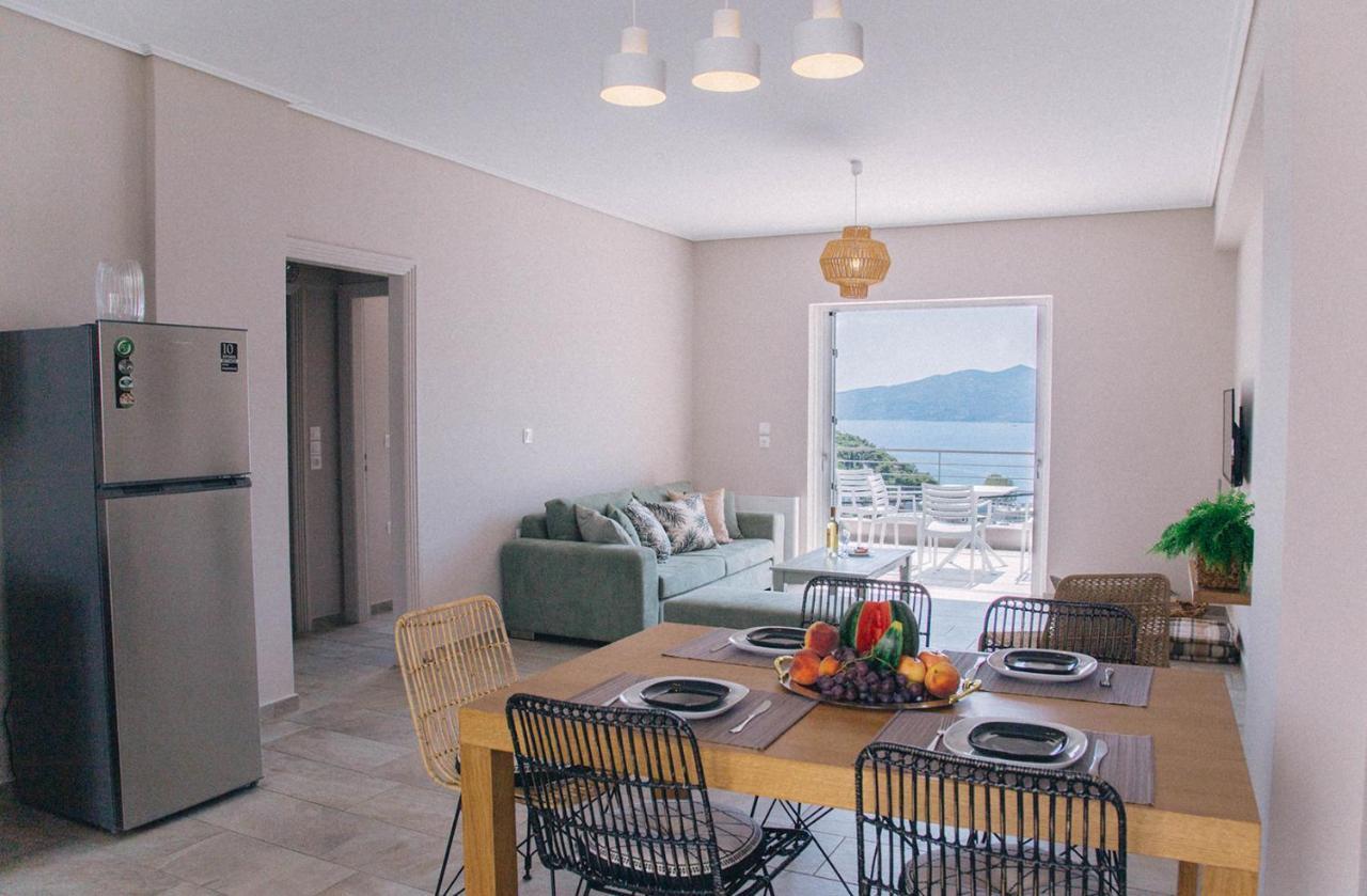 Kalavria Luxury Suites - Magnificent Sea View Of Poros Poros Town Dış mekan fotoğraf